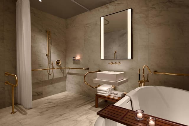 Deluxe Room with One King Bed · photo 1