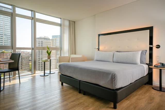 The Studio with City View · photo 1