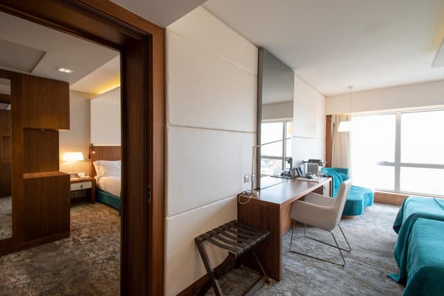 Deluxe Double Room with Extra Bed (2 Adults + 1 child up to 12 years old) · photo 3