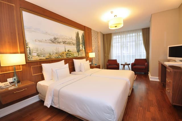 Double or Twin Room · photo 1