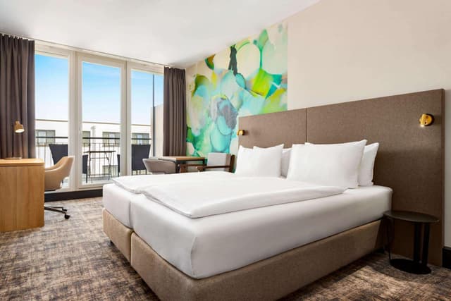 Superior Twin Room with Kitchenette and Balcony - Non-Smoking · photo 1