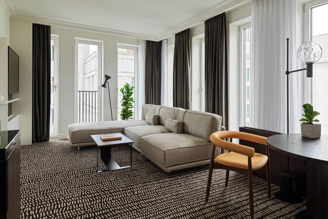 Suite Ejecutiva con acceso al salón, 1 cama King · foto 3