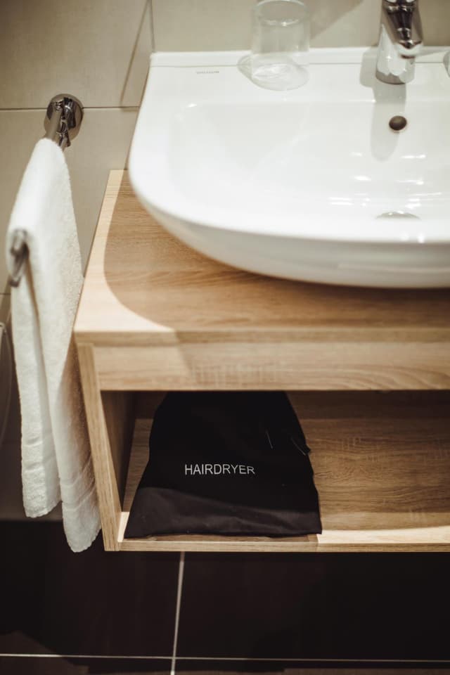 Standard Twin Room with Kitchenette - Non-Smoking · photo 6