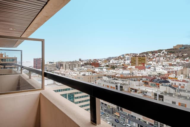 King Room with Balcony · photo 2