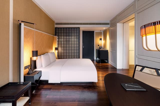Deluxe King Room · photo 2