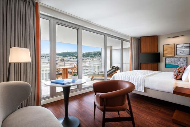 Habitación Ejecutiva con vista a la ciudad, cama King · foto 1