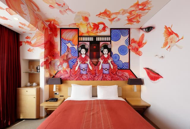 Artist Queen Room - Non Smoking - 31st or 34th floor · photo 1