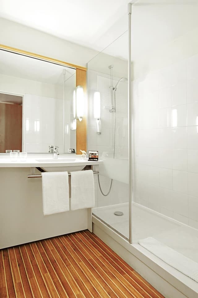 Standard Twin Room · photo 6