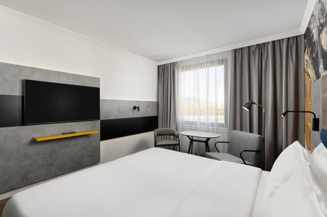 Premium Double Room with River view ( newly refurbished ) · photo 3