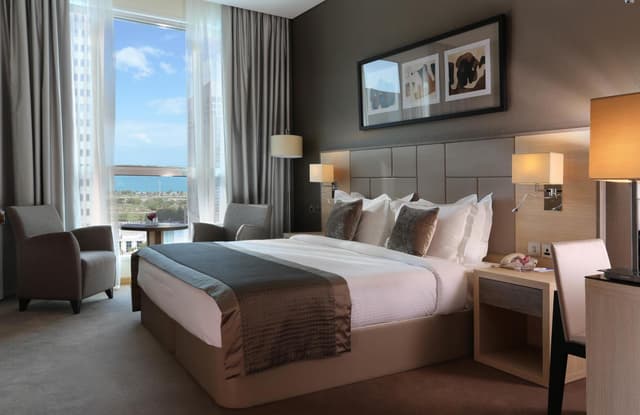 Deluxe Double Room with Sea View, 15% off F&B · photo 1