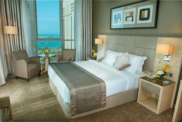 Deluxe Double Room with Sea View, 15% off F&B · photo 3