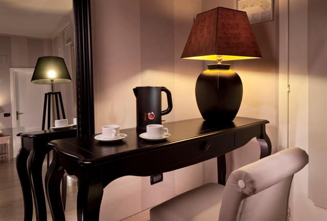 Classic Double or Twin Room · photo 2