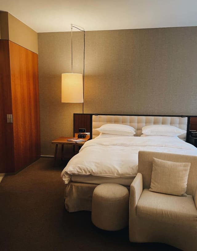 Deluxe King Room · photo 6