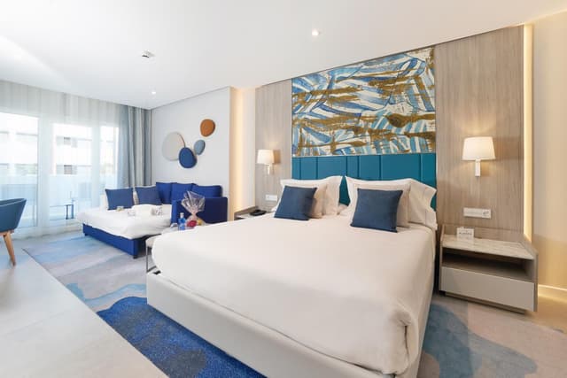 Family Premium Room with Pool View · foto 1
