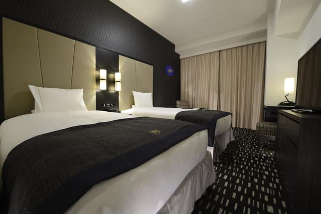 Premium Superior Twin Room with Complimentary Breakfast · photo 1