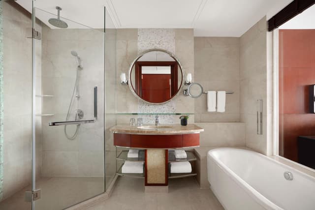 Deluxe King Room · photo 5