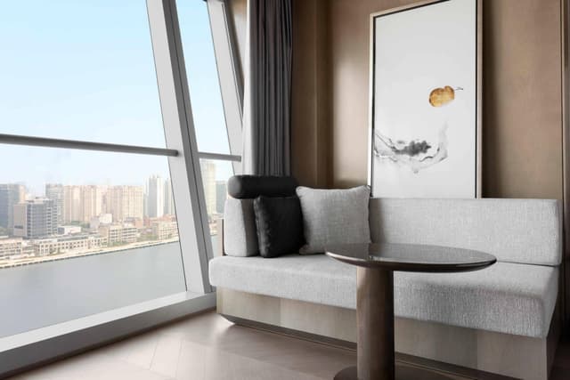 Executive King Room with City View · photo 2