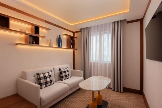 Guest Room with King Bed and a Sofa Bed · photo 6