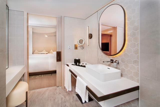 Habitación Clásica con Vista a la Ciudad, Habitación de Huéspedes, 1 Cama King · foto 5