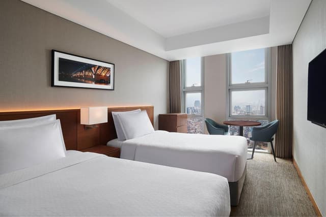 Superior Twin, Guest room, 2 Twin/Single Bed(s), High floor · photo 1
