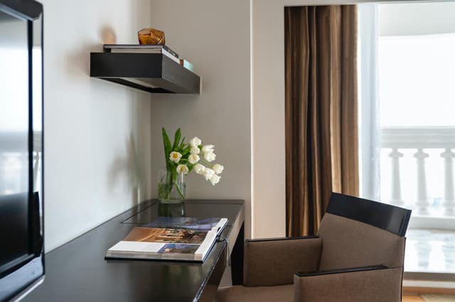 Tower Club Suite River View with Lounge · photo 2