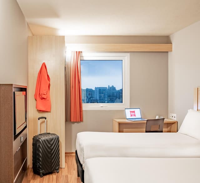 Standard Twin Room · photo 8