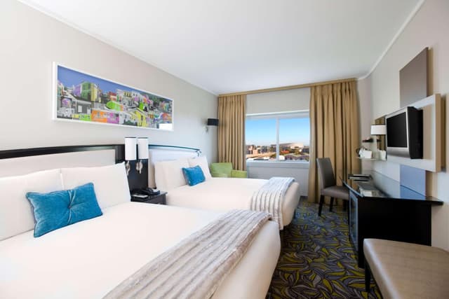 Double Room with Two Double Beds - Smoking · photo 1