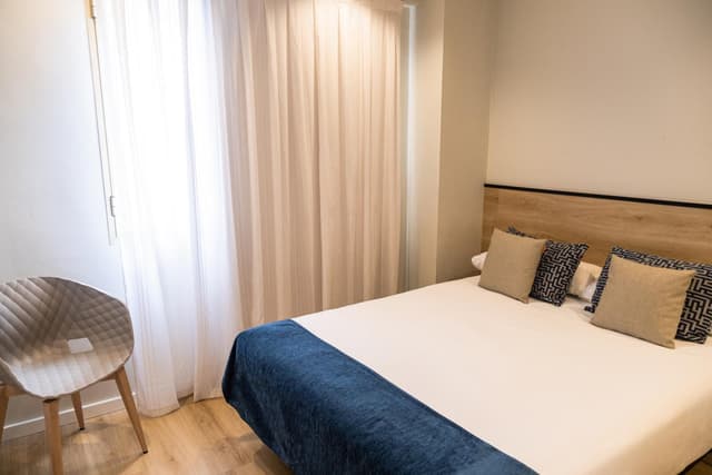 Double or Twin Room · photo 5