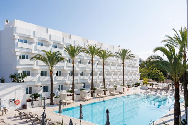 Family Premium Room with Pool View · foto 5