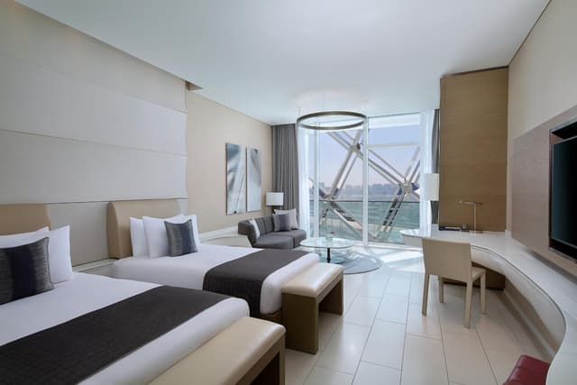 Superior, Guest room, 2 Twin/Single Bed(s), Balcony with Complimentary Yas Beach Access · foto 2