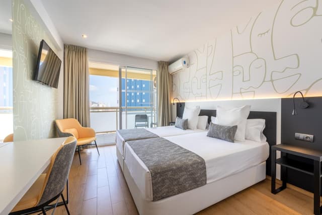 Habitación Doble o con Dos Camas Superior con Vista al Mar · foto 5