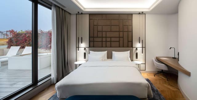 Habitación de la Colección Premium con Terraza y Bañera de Hidromasaje · foto 1