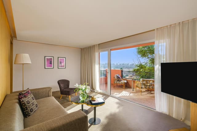 Agdal Prestige King Suite with Balcony and Mountain or Pool View · photo 3