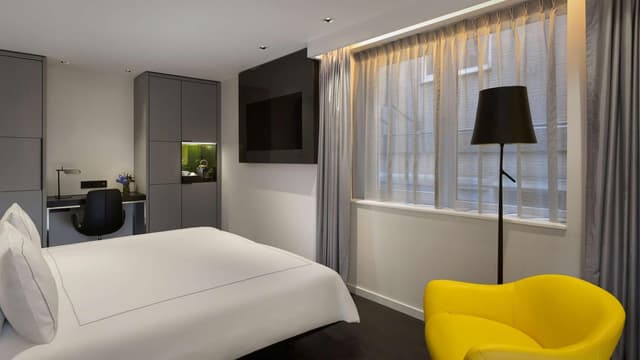 Superior King Room · photo 5