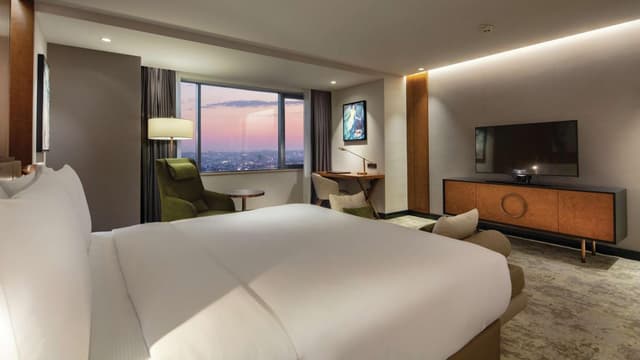 King Guest Room · photo 1