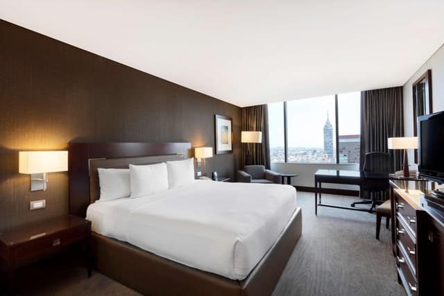 Standard King Room · photo 1