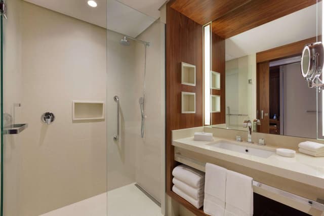 Classic Room with Two Double Beds · photo 5