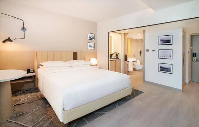 Habitación Clásica con Vista a la Ciudad, Habitación de Huéspedes, 1 Cama King · foto 2