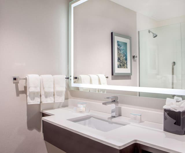 King Room with Water View · photo 2