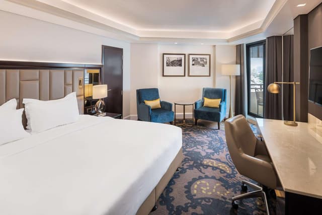 Standard Room with Balcony - Creek View · photo 7
