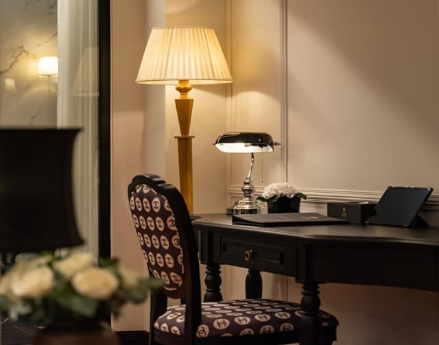 Grand Colonial Terrace Suite City View with Private Jacuzzi & Spa Benefits · photo 7
