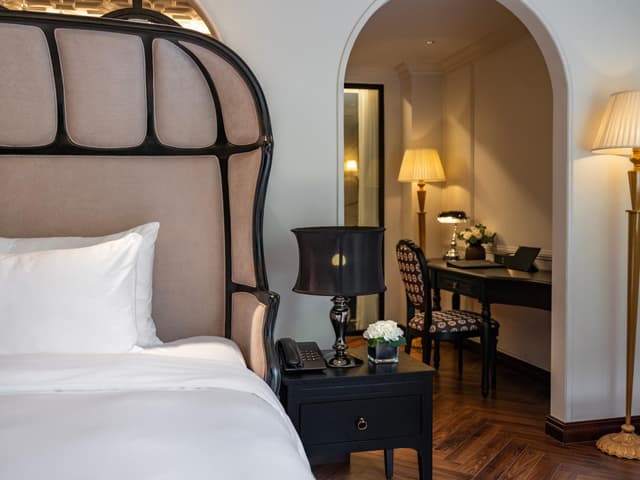 Grand Colonial Terrace Suite City View with Private Jacuzzi & Spa Benefits · photo 8