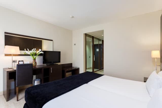 Double or Twin Room · photo 5