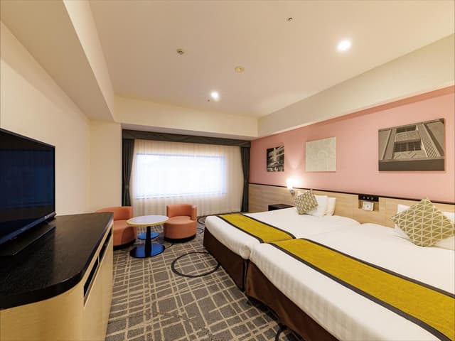 Superior Floor City View Twin Room · photo 1