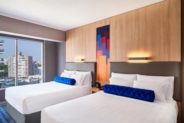 Breezy Room, Larger Guest Room, 2 Queen · photo 4