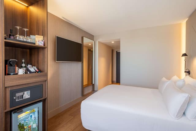 Superior Double or Twin Room · photo 5