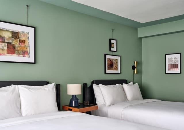 Queen Room with Two Queen Beds - Disability Access · photo 8