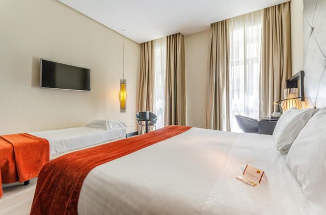 Superior Room with Street View · photo 6