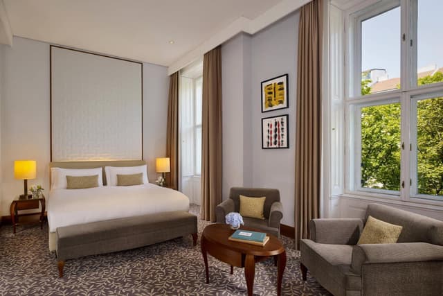 Premium Executive Room with Club Lounge Access · photo 1
