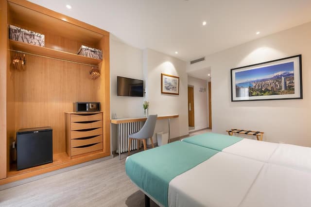 Double or Twin Room (2 Adults) · photo 5